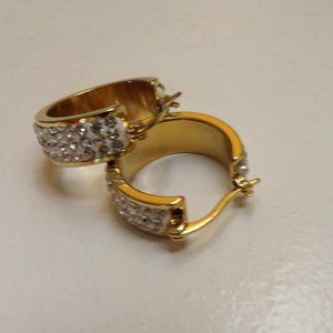 "Gold" Small Flat 3 Rows Studded Earrings